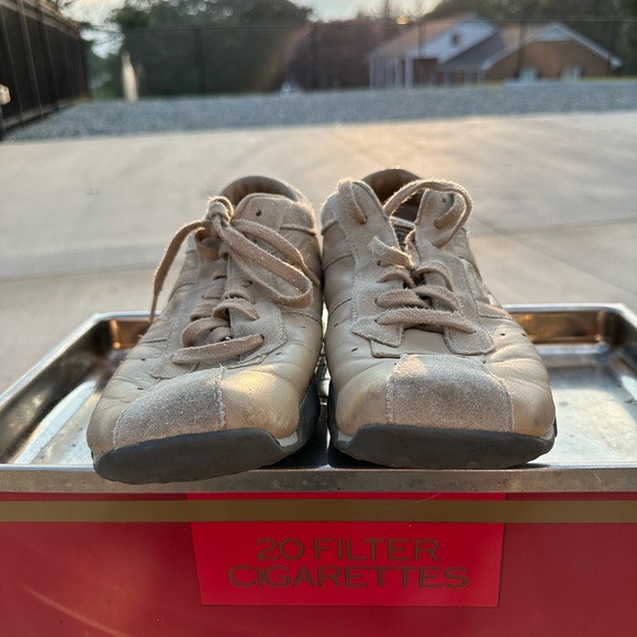 Diesel Industry Wish Size 10 women Shoes Vintage Beige Trainers Sneakers Leather - Picture 3 of 8